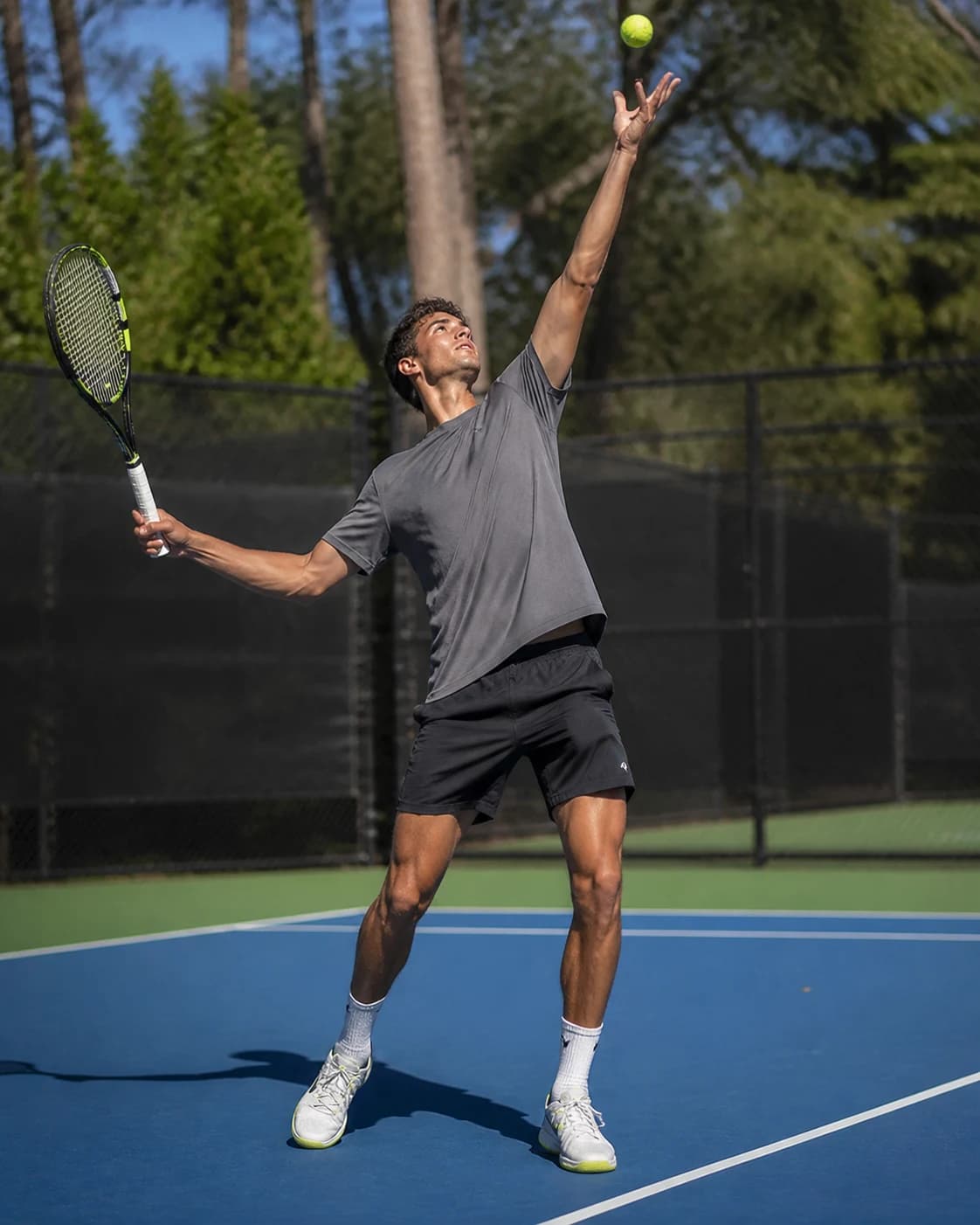 Tennis athlete with CheckMotion pose analysis